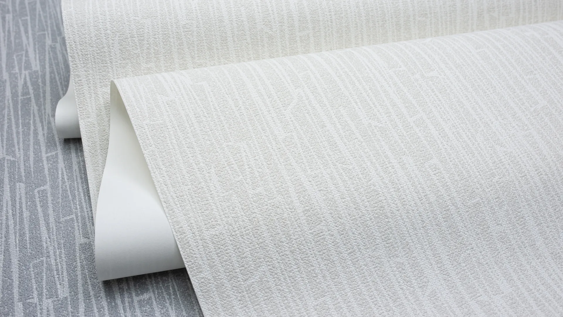 527900 (0,53) / 533901 (1,06)