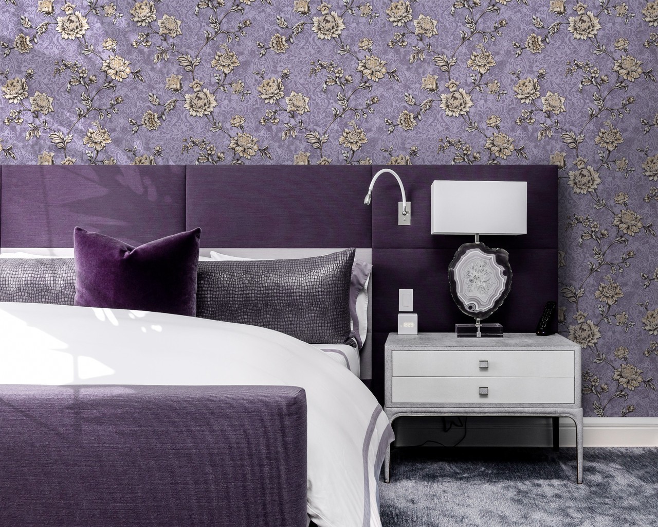 Vinyl Foam wallpaper on non-woven base Vinil Elegy DHV-1483/2 Cold Sand 10,05 x 1,06 m